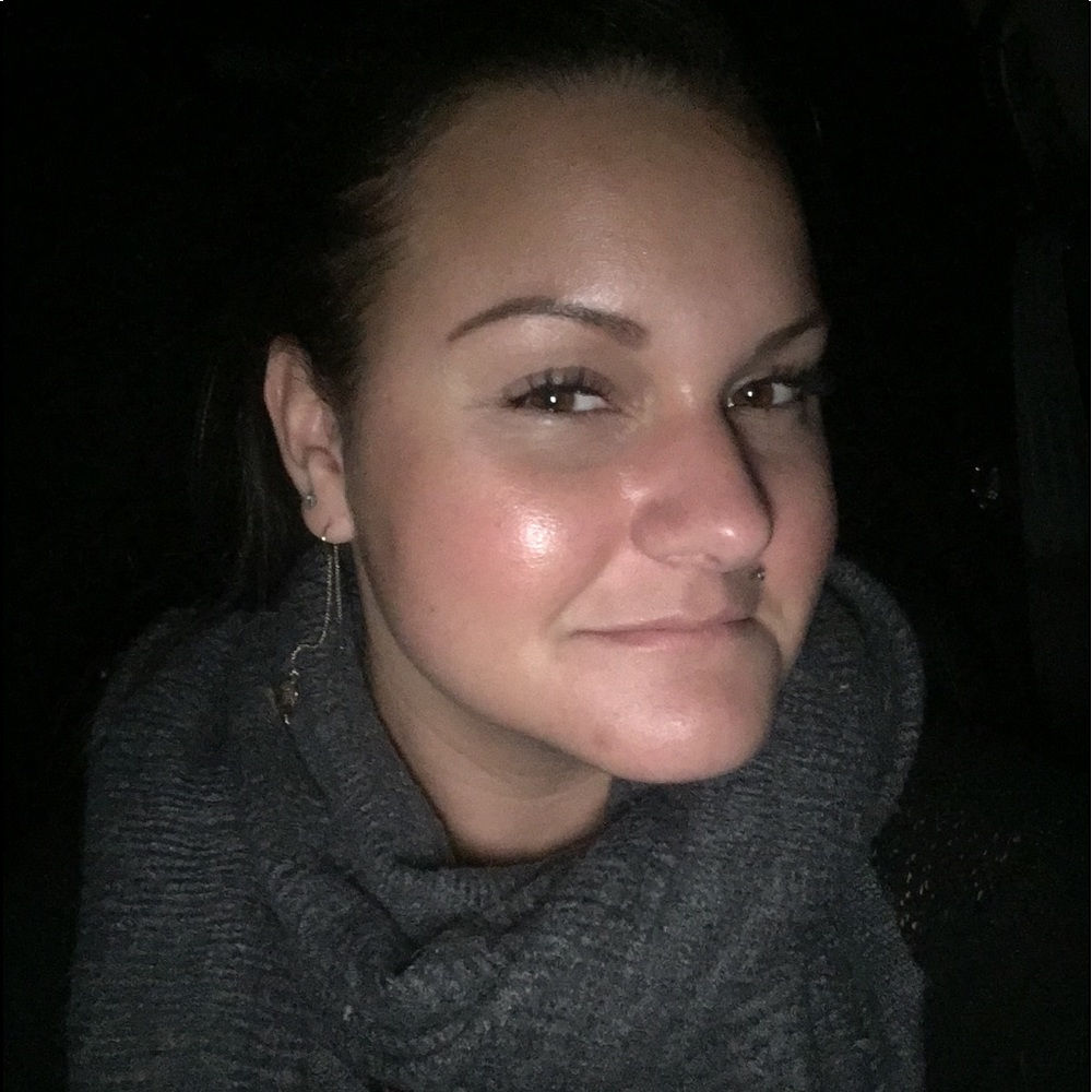 Meet your Posher, Sasha